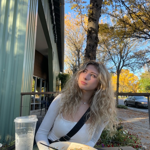 anjelikakarpik